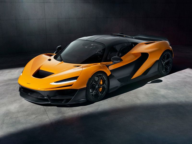 McLaren W1, Купе — вид спереди в три четверти