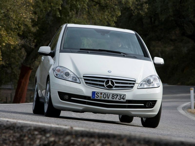 Mercedes-Benz A-Class II (W169) فيس ليفت II (W169)، هاتشباك 3 أبواب — منظر أمامي