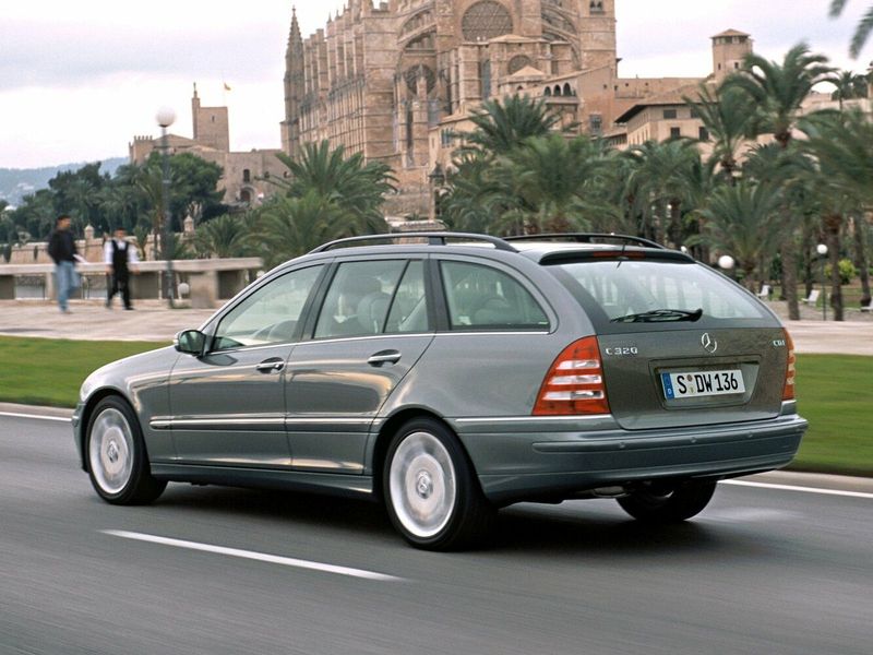 Mercedes-Benz C-Class فيس ليفت II (W203) II (W203)، واجون 5 أبواب — منظر خلفي أيسر