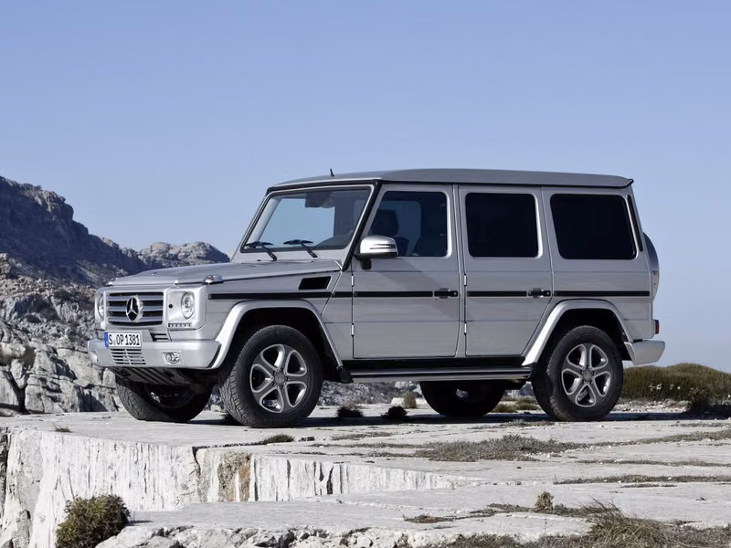 Mercedes-Benz G-Class II (W463 W463) فيس ليفت 3، دفع رباعي 5 أبواب — منظر أمامي أيسر