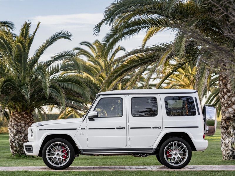 Mercedes-Benz G-Class AMG II (W463)، دفع رباعي 5 أبواب — منظر من الجانب الأيسر