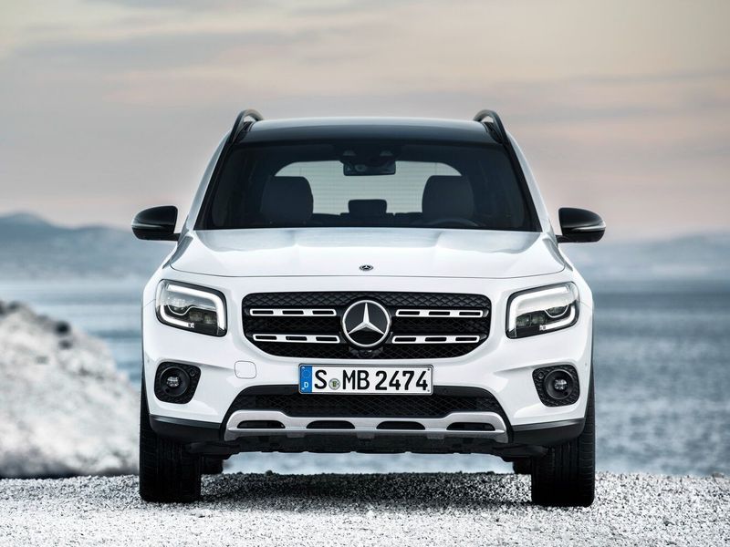 Mercedes-Benz GLB I (X247)، دفع رباعي 5 أبواب — منظر أمامي