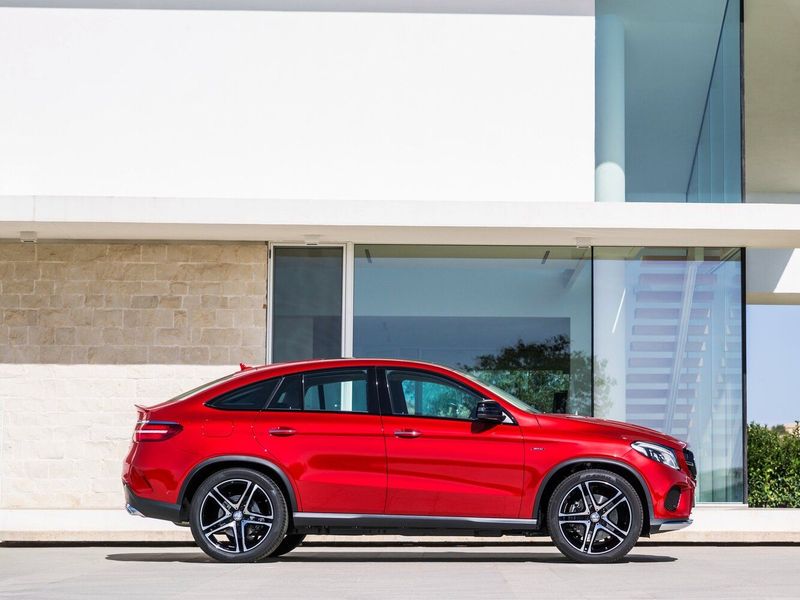 Mercedes-Benz GLE Coupe I (C292), SUV 5 dr. — right side view