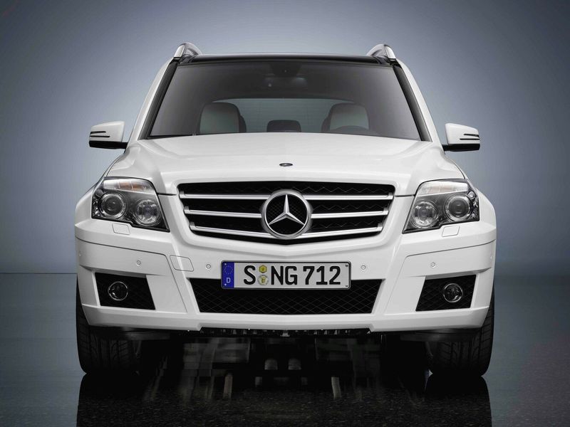 Mercedes-Benz GLK-Class I (X204)، دفع رباعي 5 أبواب — منظر أمامي