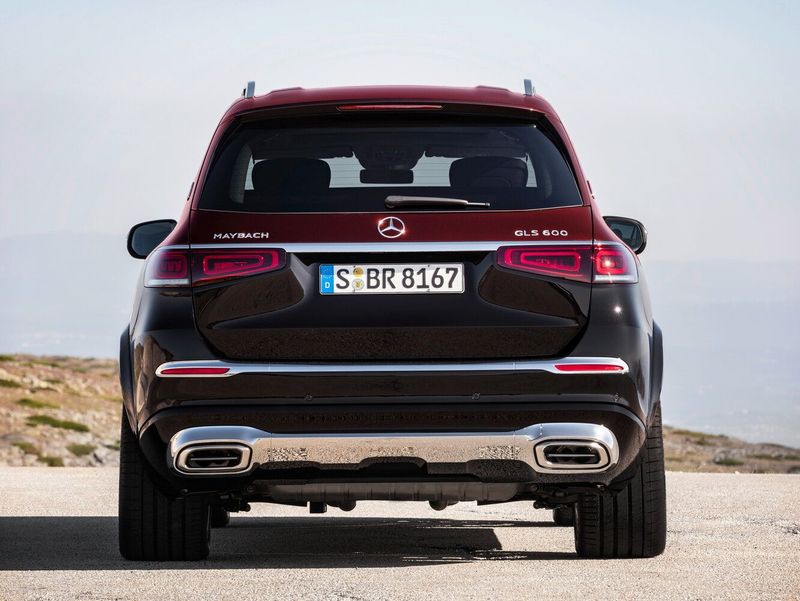 Mercedes-Benz Maybach GLS I، دفع رباعي 5 أبواب — منظر خلفي