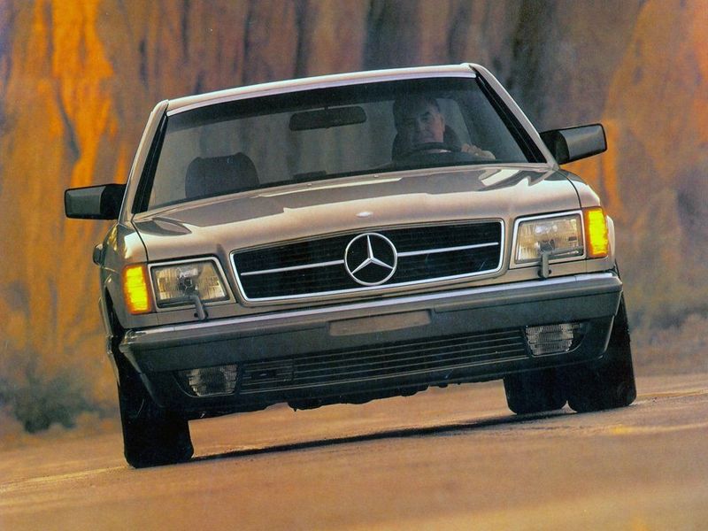 Mercedes-Benz S-Class عملية فيس ليفت II (W126) II (W126)، كوبيه — منظر أمامي