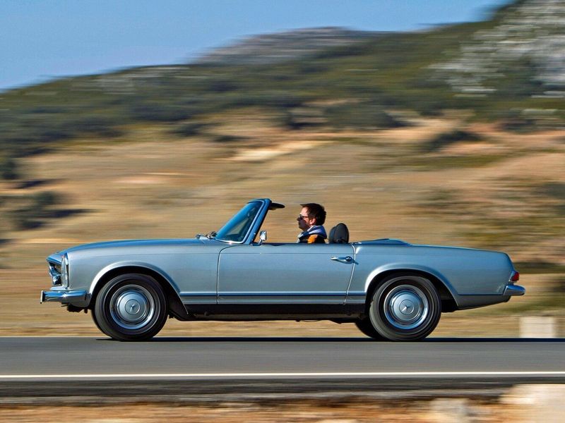 Mercedes-Benz SL-Class II (W113), Родстер — вид слева