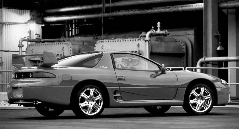 Mitsubishi 3000 GT II Рестайлинг, Купе — вид сзади справа