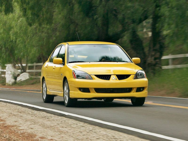 Mitsubishi Lancer Ralliart IX, Седан — вид спереди слева