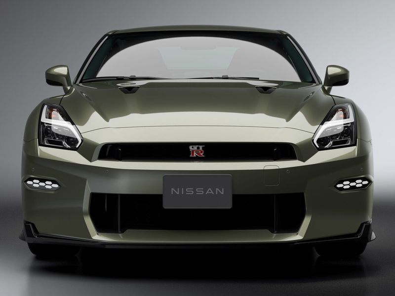 Nissan GT-R أنا فيس ليفت 4، كوبيه — منظر أمامي