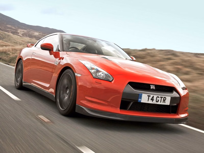 Nissan GT-R I، كوبيه — منظر أمامي أيمن