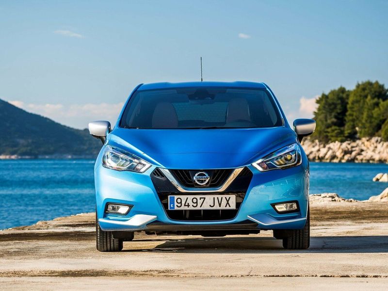 Nissan Micra V، هاتشباك 5 أبواب — منظر أمامي