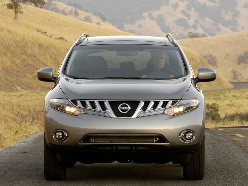 Nissan Murano II (Z51)، دفع رباعي 5 أبواب — منظر أمامي