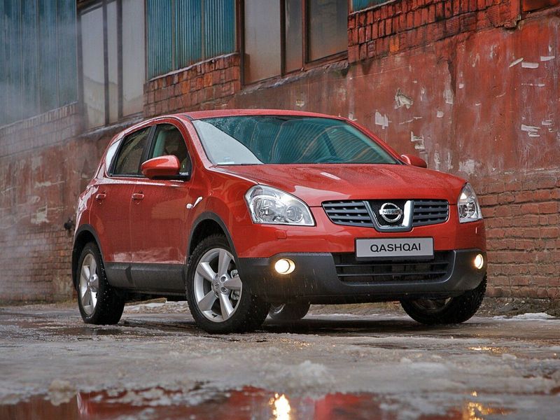 Nissan Qashqai I, Внедорожник 5 дв. — вид спереди слева