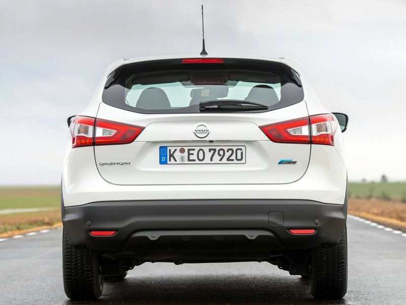 Nissan Qashqai II, Внедорожник 5 дв. — вид сзади
