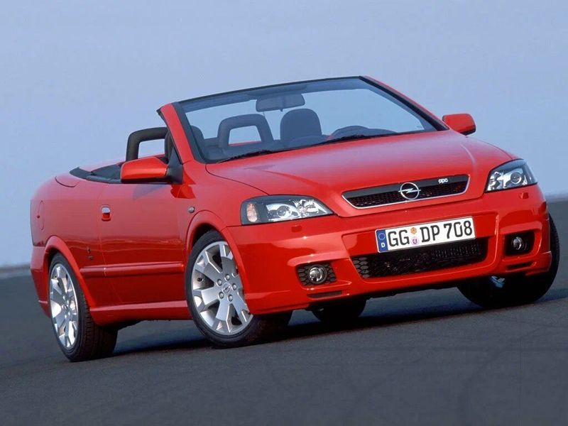 Opel Astra OPC G تجميل الوجه، قابلة للتحويل — منظر أمامي أيمن