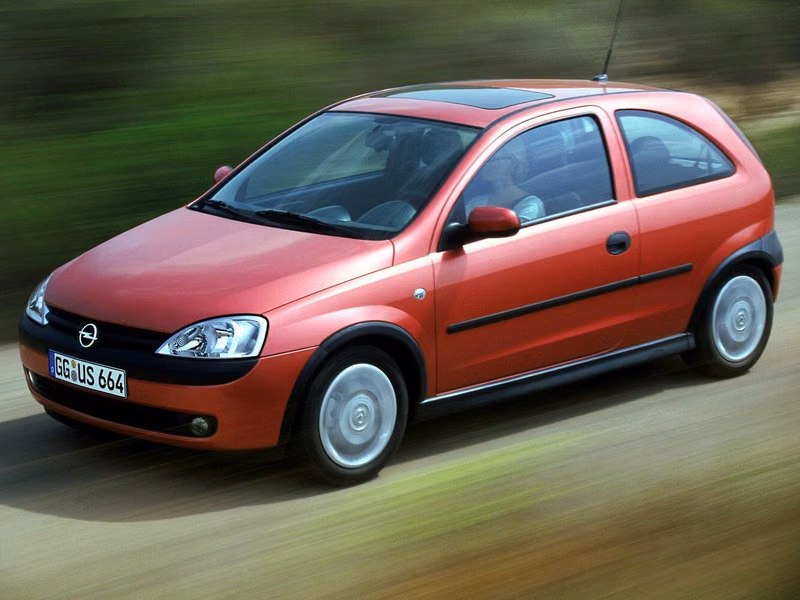 Opel Corsa C, Хэтчбек 3 дв. — вид спереди справа
