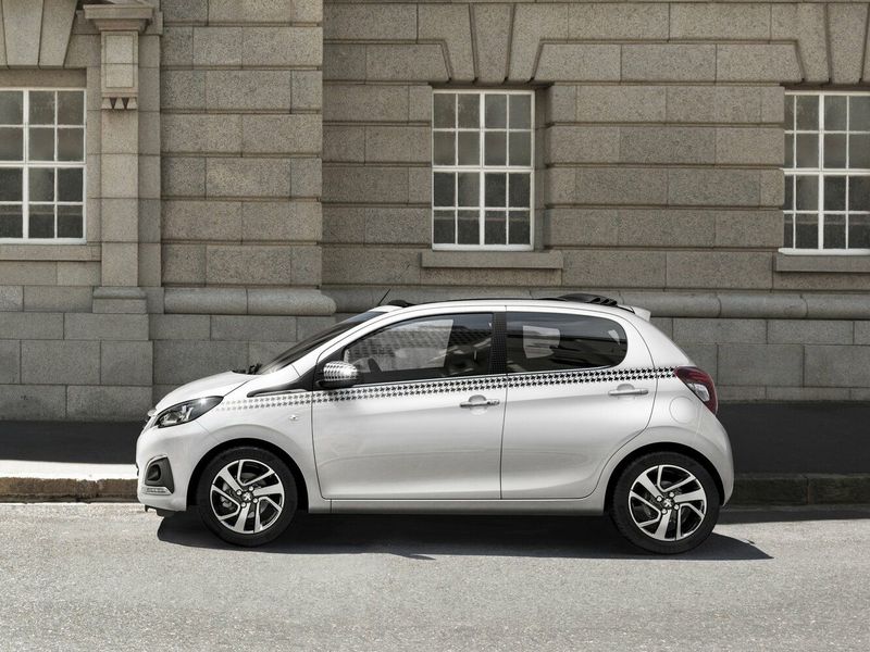 Peugeot 108, Хэтчбек 5 дв. — вид слева