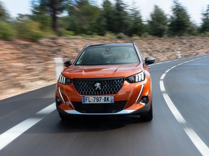 Peugeot 2008 II, Внедорожник 5 дв. — вид спереди