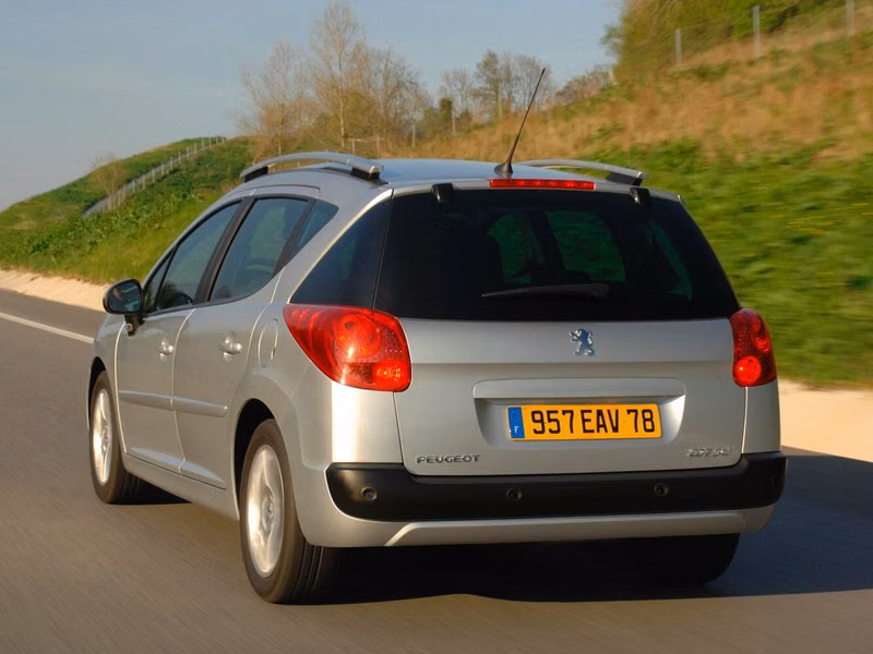 Peugeot 207 I, Универсал 5 дв. — вид сзади слева