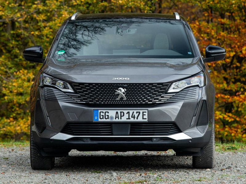 Peugeot 3008 II Рестайлинг, Внедорожник 5 дв. — вид спереди