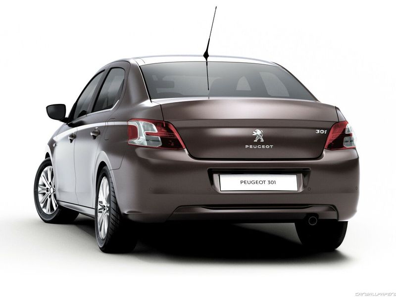 Peugeot 301 I, Седан — вид сзади слева