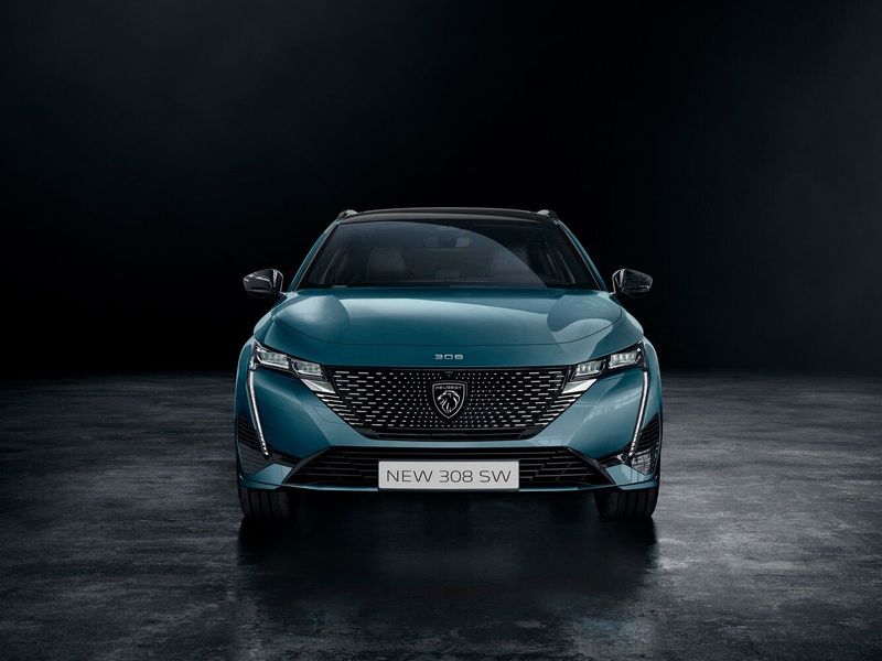 Peugeot 308 III, Универсал 5 дв. — вид спереди