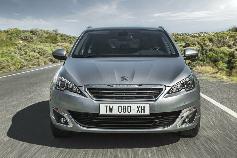 Peugeot 308 II, Универсал 5 дв. — вид спереди
