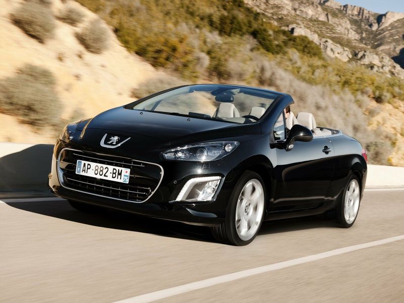 Peugeot 308 I Рестайлинг, Кабриолет — вид спереди справа