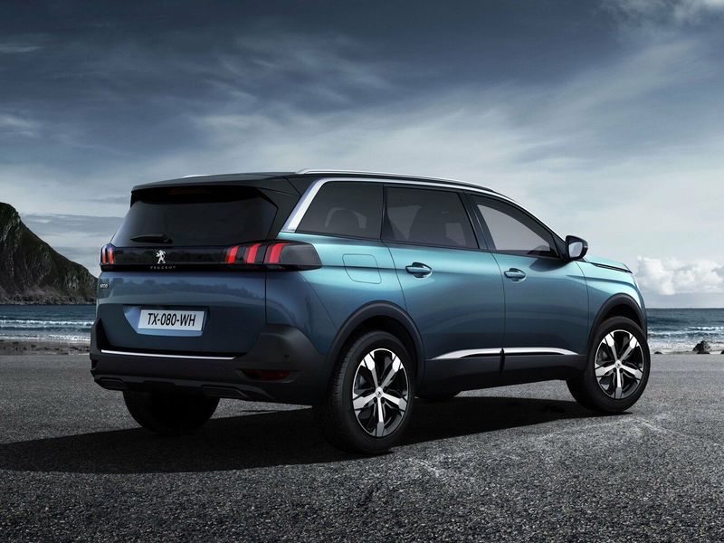 Peugeot 5008 II, Внедорожник 5 дв. — вид сзади справа