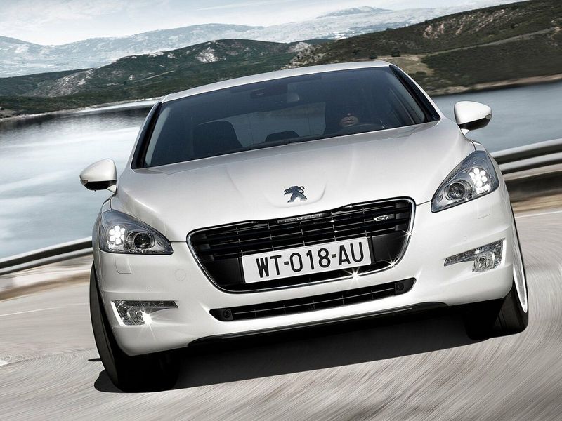 Peugeot 508 I، سيدان — منظر أمامي