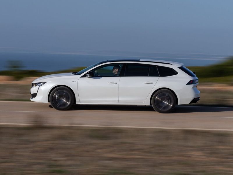 Peugeot 508 II, Универсал 5 дв. — вид слева