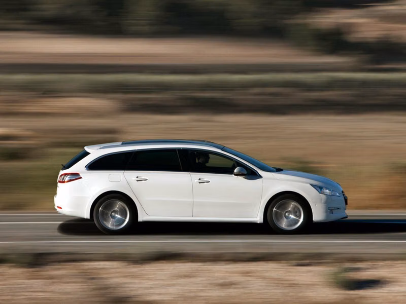 Peugeot 508 I, Универсал 5 дв. — вид справа