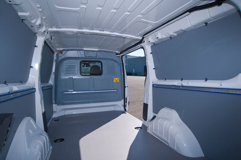 Peugeot Expert II Рестайлинг, Фургон — багажное отделение