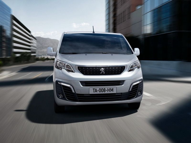 Peugeot Expert III, Фургон — вид спереди