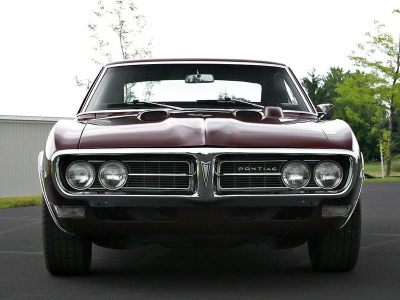 Pontiac Firebird I، كوبيه - سقف صلب — منظر أمامي