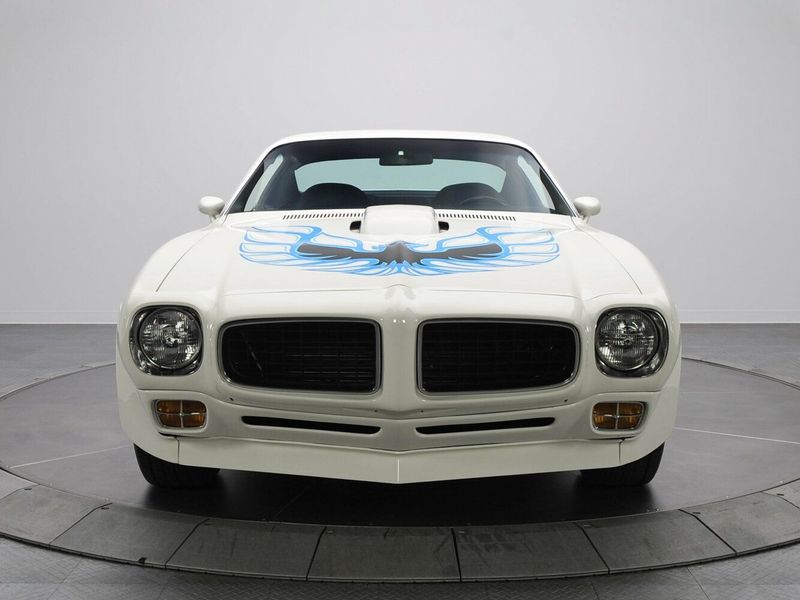 Pontiac Firebird ثانياً، كوبيه — منظر أمامي