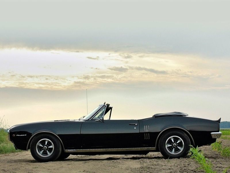 Pontiac Firebird I، قابلة للتحويل — منظر من الجانب الأيسر