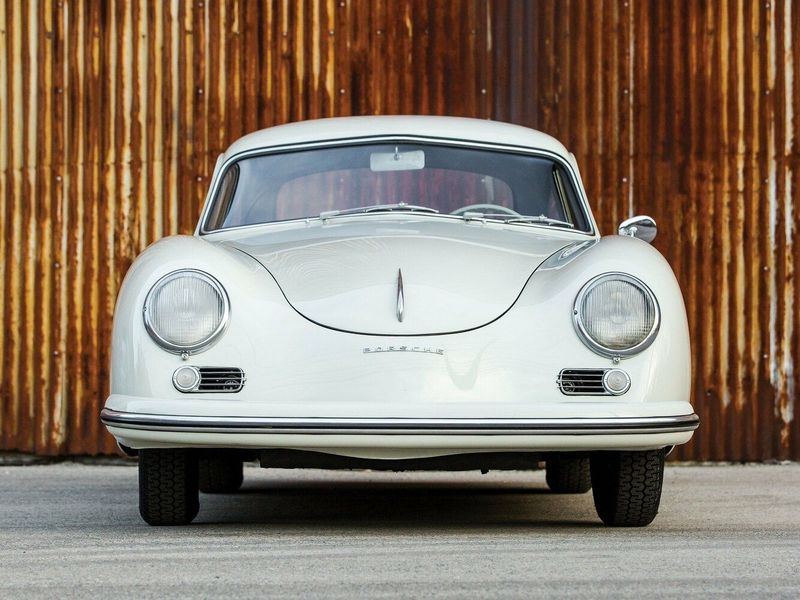 Porsche 356 I, Купе — вид спереди