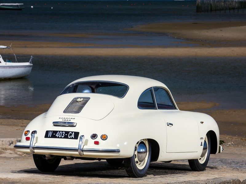Porsche 356 I, Купе — вид сзади справа