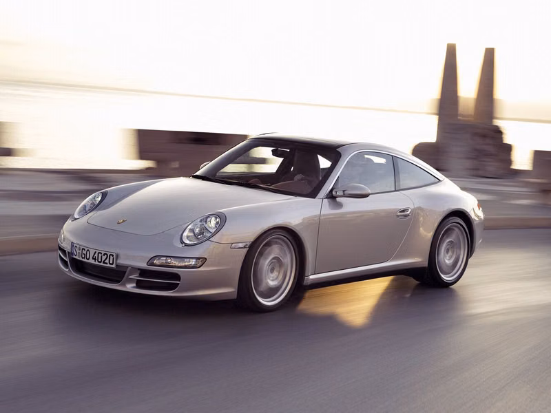 Porsche 911 VI (997), Тарга Targa — вид спереди справа