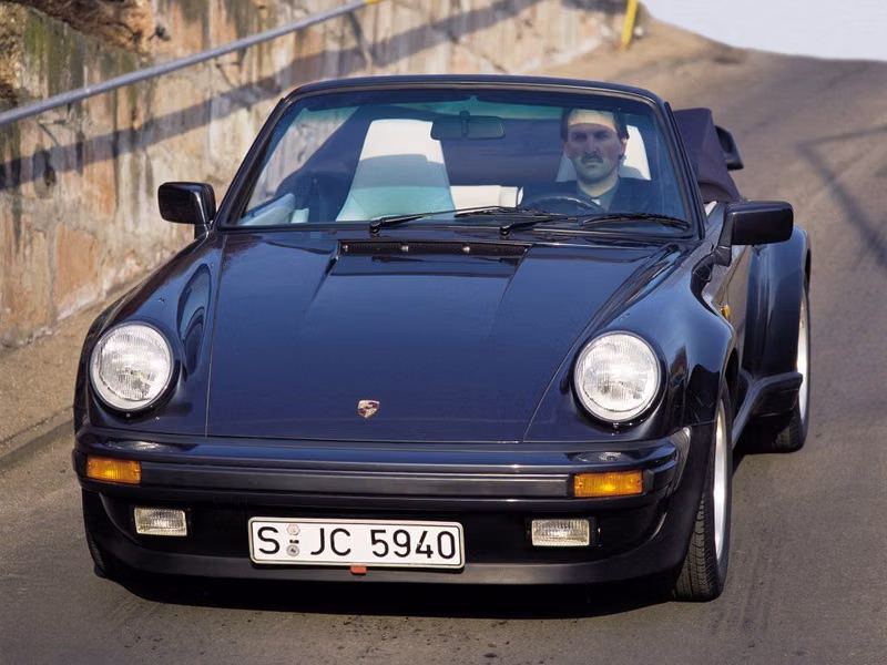 Porsche 911 II (911، 930)، رودستر — منظر أمامي