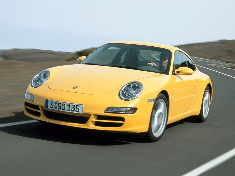 Porsche 911 VI (997), Купе — вид спереди справа