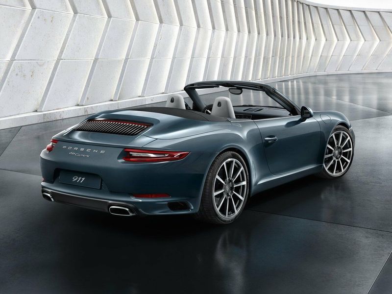 Porsche 911 VII (991.2) Рестайлинг, Кабриолет — вид сзади справа