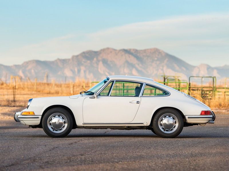 Porsche 912 I, Купе — вид слева