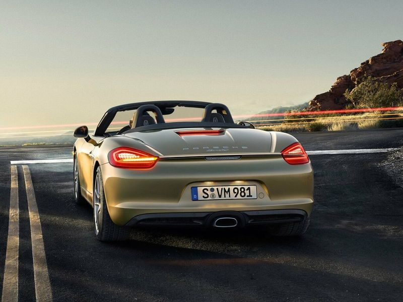 Porsche 718 Boxster ثالثاً (981)، رودستر — منظر خلفي