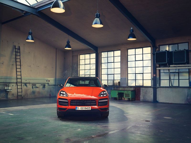 Porsche Cayenne ثالثاً، دفع رباعي 5 أبواب Coupé — منظر أمامي