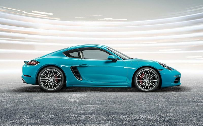 Porsche Cayman ثالثاً 718 (982)، كوبيه — منظر من الجانب الأيمن