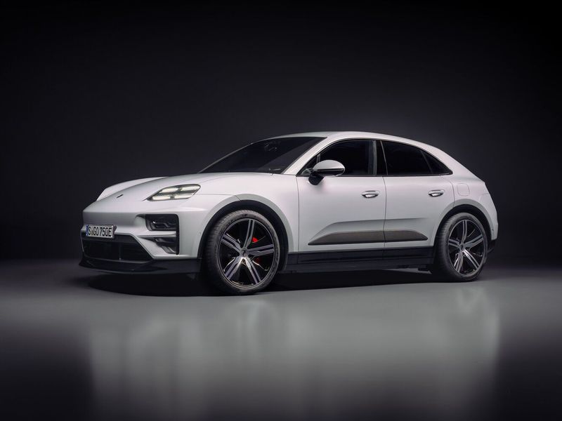 Porsche Macan II, Внедорожник 5 дв. — вид спереди слева