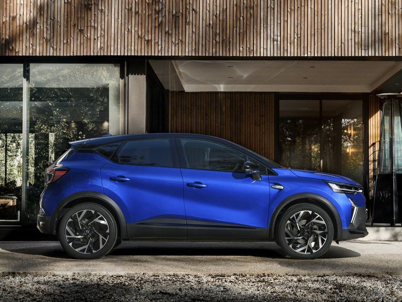 Renault Captur II Рестайлинг, Внедорожник 5 дв. — вид слева